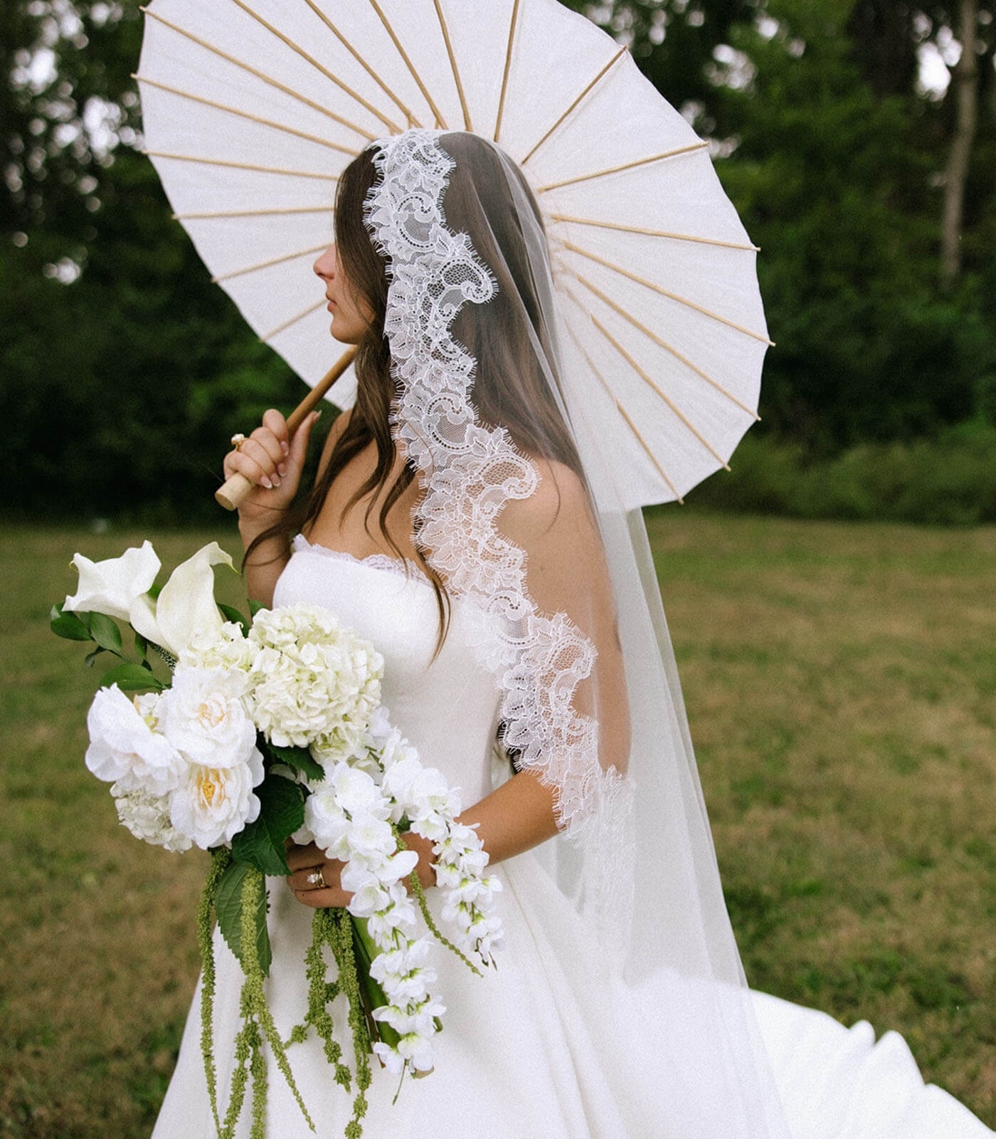 Photo of the real bride