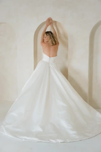 Colby John Erin #1 Ivory/Oyster thumbnail