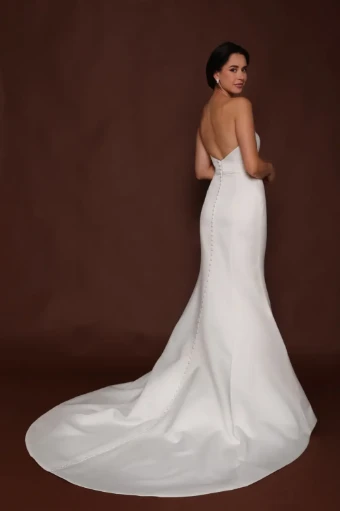 Robert Bullock Sandpiper #2 Ivory thumbnail